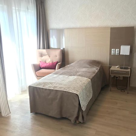 Résidence Service Senior Villa Sully Paris Montreuil Montreuil  Exterior foto