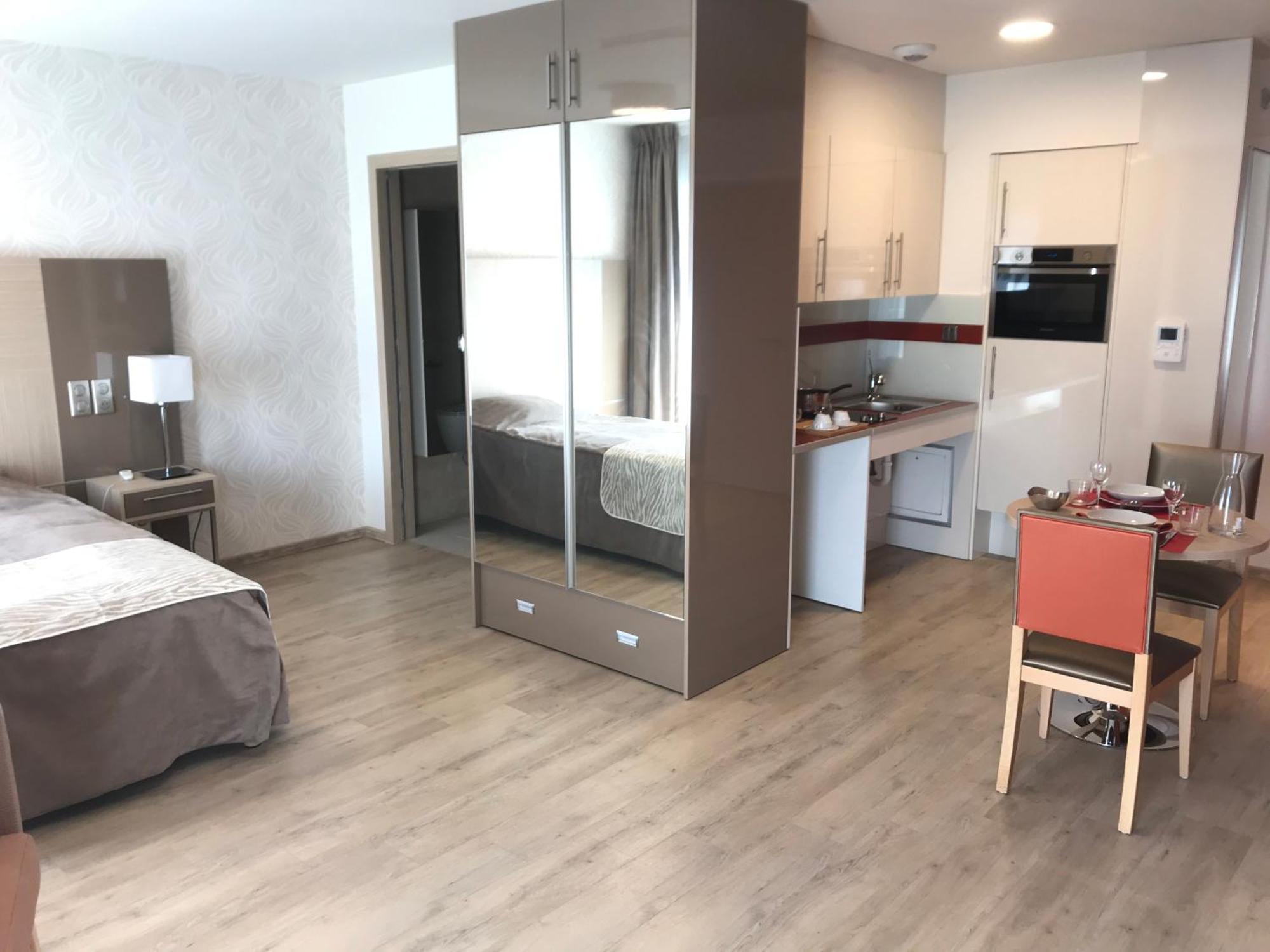 Résidence Service Senior Villa Sully Paris Montreuil Montreuil  Exterior foto